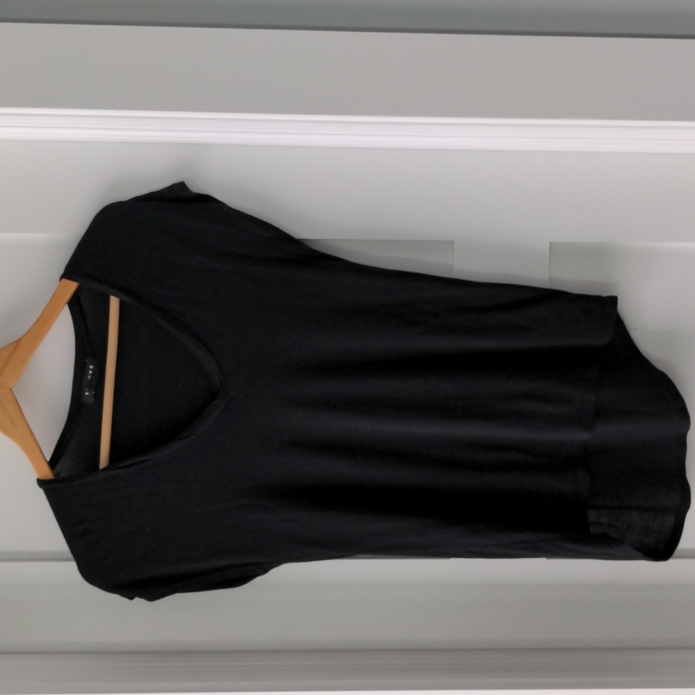 Trouve Black V Neck Hi Low Top Size XXS